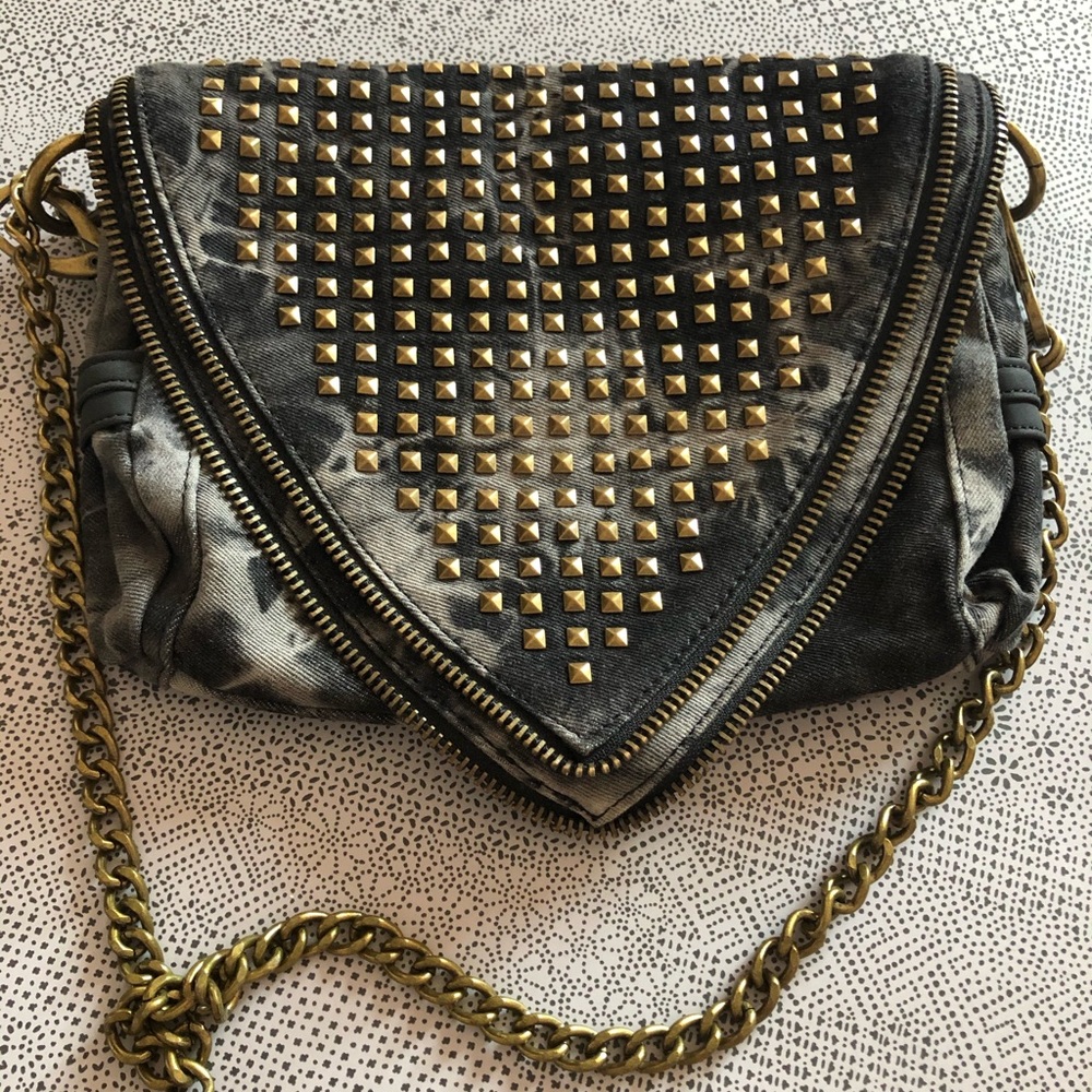 Matt and Nat chain link canvas purse